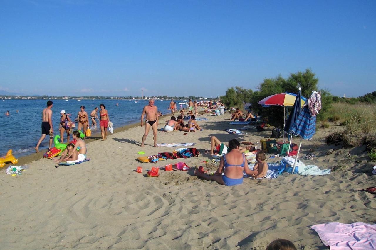 Apartments By The Sea Nin, Zadar - 12890 Екстериор снимка