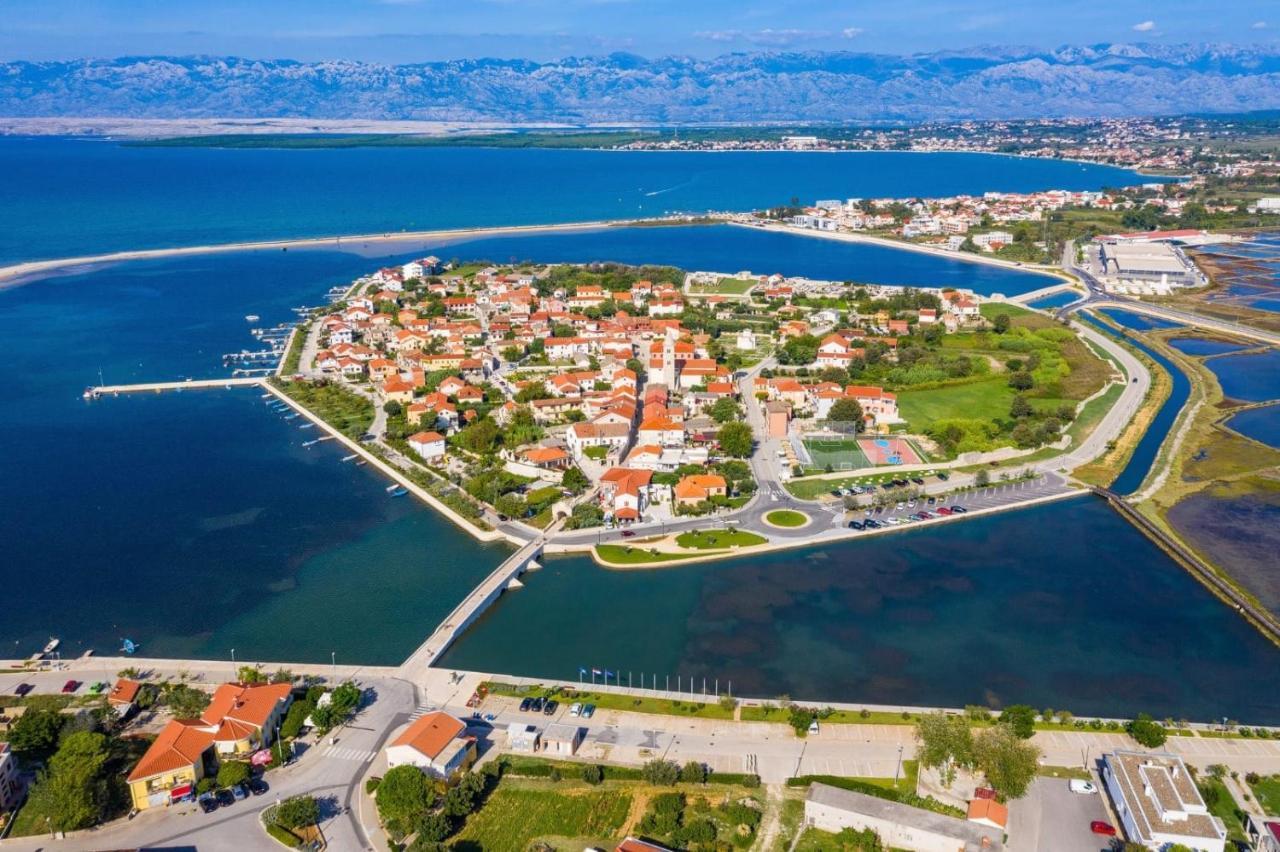 Apartments By The Sea Nin, Zadar - 12890 Екстериор снимка